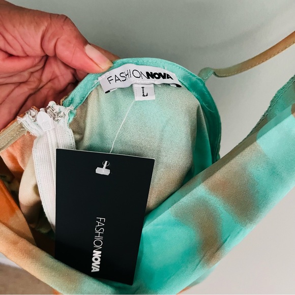 Fashion Nova Satin Mini Dress NWT Size L - Picture 5 of 5